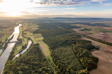 Vue aérienne de Écluse à le quartier Ottendorf in Gädheim dans le département Bavière, Allemagne