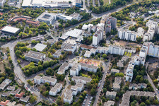 Vue aérienne de Zone d'implantation et infrastructures à le quartier Heuchelhof in Würzburg dans le département Bavière, Allemagne