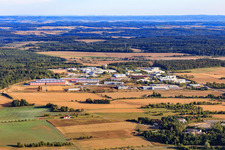 Vue aérienne de Parc industriel régional Osterburken avec Rüdinger Spedition GmbH à Osterburken dans le département Bade-Wurtemberg, Allemagne