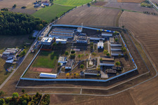 Établissement correctionnel Établissement correctionnel Adelsheim à Adelsheim dans le département Bade-Wurtemberg, Allemagne d'en haut