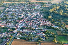 Vue aérienne de Quartier Stettfeld in Ubstadt-Weiher dans le département Bade-Wurtemberg, Allemagne