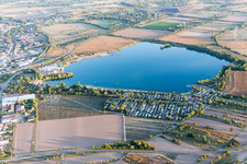 Vue aérienne de Centre de loisirs de Hardtsee à le quartier Ubstadt in Ubstadt-Weiher dans le département Bade-Wurtemberg, Allemagne