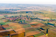 Vue aérienne de Schillersdorf dans le département Bas Rhin, France
