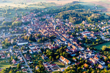 Vue aérienne de Bouxwiller dans le département Bas Rhin, France