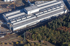 Vue aérienne de Parking couvert SEW-EURODRIVE GmbH & Co KG à le quartier Graben in Graben-Neudorf dans le département Bade-Wurtemberg, Allemagne