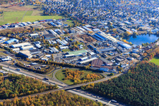 Photographie aérienne de Zone industrielle sur l'A5 avec RONAL TECHNOLOGIE GmbH à Forst dans le département Bade-Wurtemberg, Allemagne