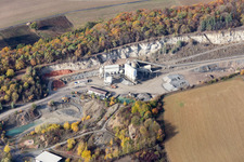 Vue aérienne de Hohenlohe-Bauland GmbH SHB Gravel Works à le quartier Eberstadt in Buchen dans le département Bade-Wurtemberg, Allemagne