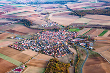 Vue aérienne de Quartier Zeuzleben in Werneck dans le département Bavière, Allemagne