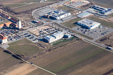 Vue aérienne de Salle de remise en forme du Pfitzenmeier Premium Plus Resort à Neustadt an der Weinstraße dans le département Rhénanie-Palatinat, Allemagne