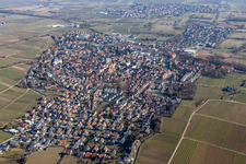 Vue aérienne de Région et environs à Deidesheim dans le département Rhénanie-Palatinat, Allemagne