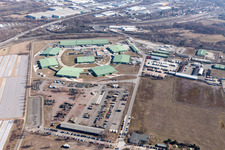 Vue aérienne de Complexe immobilier et centre logistique du dépôt de l'armée américaine à Germersheim à Lingenfeld dans le département Rhénanie-Palatinat, Allemagne