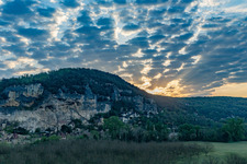 Vue aérienne de Cénac-et-Saint-Julien dans le département Dordogne, France