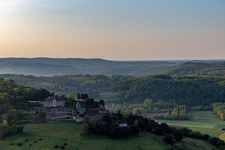 Vue aérienne de Château de Fayrac à Castelnaud-la-Chapelle dans le département Dordogne, France