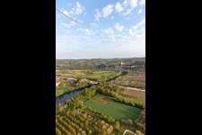 Vézac dans le département Dordogne, France vue d'en haut