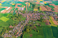 Vue aérienne de Du sud à Kapsweyer dans le département Rhénanie-Palatinat, Allemagne