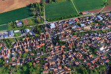 Vue aérienne de Rue de la gare à Steinfeld dans le département Rhénanie-Palatinat, Allemagne
