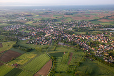 Soultz-sous-Forêts dans le département Bas Rhin, France d'un drone
