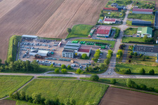 Vue oblique de Niederlauterbach dans le département Bas Rhin, France
