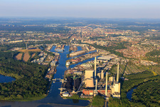Vue aérienne de Quartier Rheinhafen in Karlsruhe dans le département Bade-Wurtemberg, Allemagne