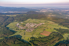 Vue aérienne de Quartier Völkersbach in Malsch dans le département Bade-Wurtemberg, Allemagne