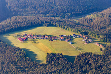 Vue aérienne de Quartier Hünerberg in Bad Wildbad dans le département Bade-Wurtemberg, Allemagne