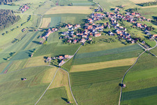 Vue aérienne de Quartier Fünfbronn in Simmersfeld dans le département Bade-Wurtemberg, Allemagne