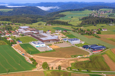 Vue aérienne de GFV Closure Technology GmbH à le quartier Peterzell in Alpirsbach dans le département Bade-Wurtemberg, Allemagne
