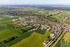 Vue aérienne de Quartier Fluorn in Fluorn-Winzeln dans le département Bade-Wurtemberg, Allemagne