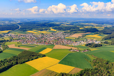 Vue aérienne de Du nord-est à Villingendorf dans le département Bade-Wurtemberg, Allemagne