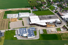 Vue aérienne de Locaux de l'usine Arp GmbH & Co. KG à le quartier Peterzell in Alpirsbach dans le département Bade-Wurtemberg, Allemagne
