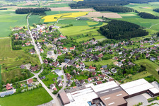 Vue aérienne de Quartier Peterzell in Alpirsbach dans le département Bade-Wurtemberg, Allemagne