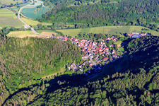 Vue aérienne de Vue du village depuis l'ouest à le quartier Obernau in Rottenburg am Neckar dans le département Bade-Wurtemberg, Allemagne