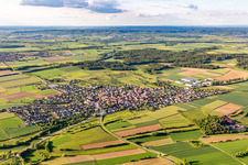Vue aérienne de Du sud-ouest à le quartier Seebronn in Rottenburg am Neckar dans le département Bade-Wurtemberg, Allemagne