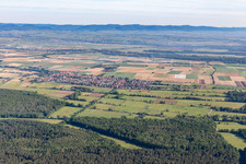 Vue oblique de Minfeld dans le département Rhénanie-Palatinat, Allemagne