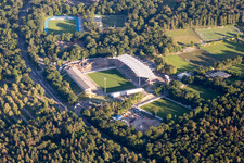 Vue aérienne de KSC Wildparkstadion, chantier de construction à le quartier Innenstadt-Ost in Karlsruhe dans le département Bade-Wurtemberg, Allemagne