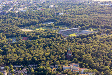 Vue aérienne de Wildparkstadion vu du sud-ouest à le quartier Oststadt in Karlsruhe dans le département Bade-Wurtemberg, Allemagne