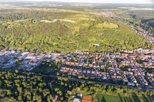 Vue aérienne de Tullastr à le quartier Untergrombach in Bruchsal dans le département Bade-Wurtemberg, Allemagne