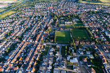 Vue aérienne de Quartier Karlsdorf in Karlsdorf-Neuthard dans le département Bade-Wurtemberg, Allemagne