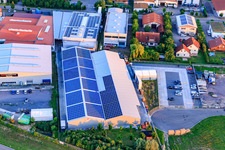 Vue oblique de Zone industrielle Im Gereut avec WWS Metallformen GmbH, HGGS LaserCUT GmbH & Co. KG à Hatzenbühl dans le département Rhénanie-Palatinat, Allemagne
