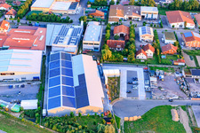 Zone industrielle Im Gereut avec WWS Metallformen GmbH, HGGS LaserCUT GmbH & Co. KG à Hatzenbühl dans le département Rhénanie-Palatinat, Allemagne d'en haut