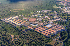 Vue aérienne de Quartier Estienne à le quartier Ceinture Forêt Nord in Hagenau dans le département Bas Rhin, France