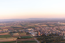 Photographie aérienne de Haßloch dans le département Rhénanie-Palatinat, Allemagne