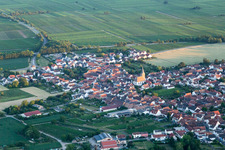 Quartier Lachen in Neustadt an der Weinstraße dans le département Rhénanie-Palatinat, Allemagne depuis l'avion