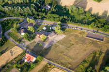 Reithof Trab eV - Équitation thérapeutique sur le lac de Constance à le quartier Wollmatingen in Konstanz dans le département Bade-Wurtemberg, Allemagne vue d'en haut