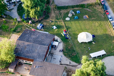 Vue d'oiseau de Reithof Trab eV - Équitation thérapeutique sur le lac de Constance à le quartier Wollmatingen in Konstanz dans le département Bade-Wurtemberg, Allemagne