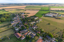 Vue aérienne de Vue d'ensemble du village depuis le nord à le quartier Zollchow in Nordwestuckermark dans le département Brandebourg, Allemagne