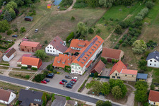 Vue aérienne de Hôtel Seehotel Huberhof à le quartier Seehausen in Oberuckersee dans le département Brandebourg, Allemagne
