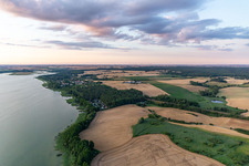 Vue aérienne de Camping à Oberuckersee du sud à Oberuckersee dans le département Brandebourg, Allemagne