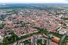 Speyer dans le département Rhénanie-Palatinat, Allemagne du point de vue du drone