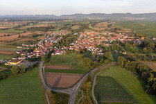 Quartier Geinsheim in Neustadt an der Weinstraße dans le département Rhénanie-Palatinat, Allemagne hors des airs